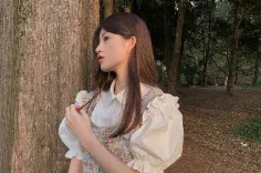 谁也没料到被传风流成性绯闻不断的左小青如今成了这样